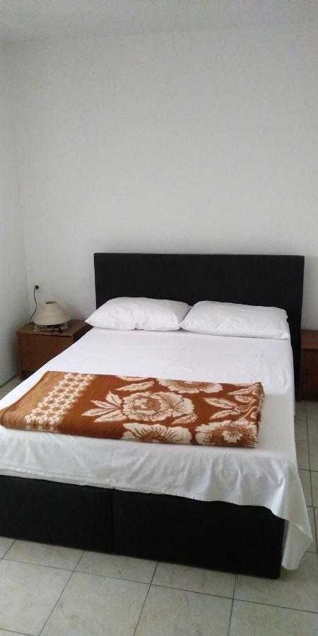 Apartman Pave & Ilija Jr Lopar Exterior foto