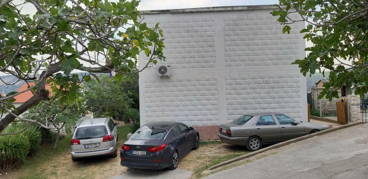 Apartman Pave & Ilija Jr Lopar Exterior foto